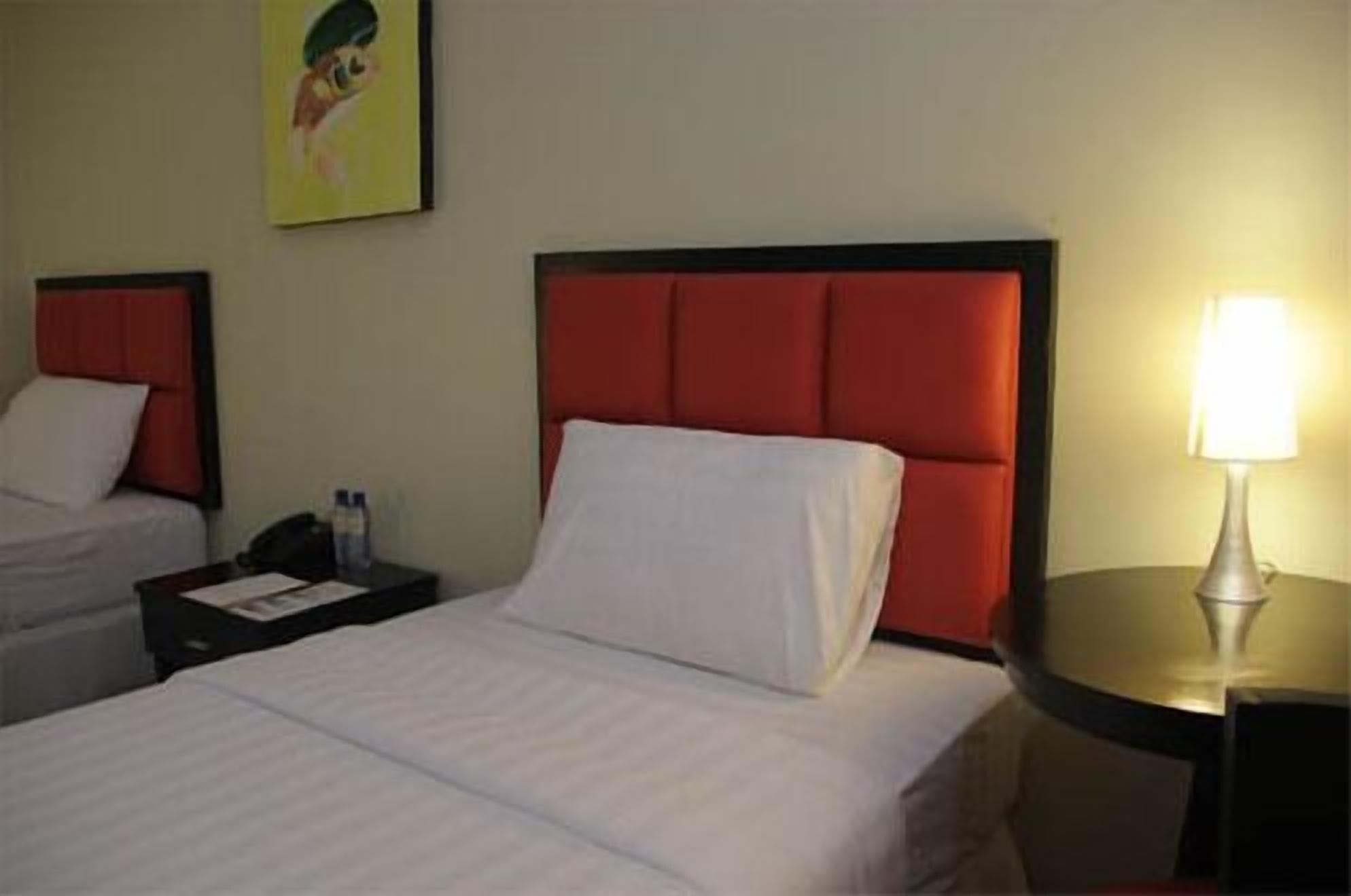 Arabelle Suites Tagbilaran City Exterior photo