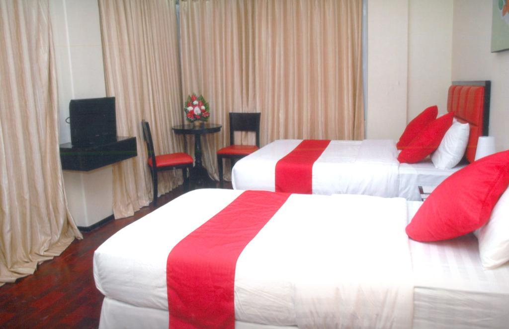 Arabelle Suites Tagbilaran City Exterior photo