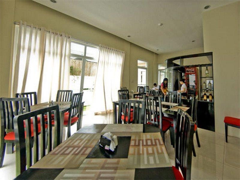 Arabelle Suites Tagbilaran City Exterior photo